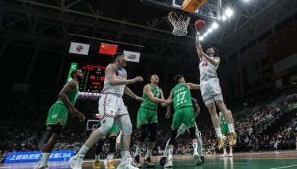 开云体育在线-MVP陷入低迷！新疆欲反弹阿不都沙拉木需回暖