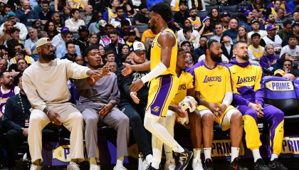 霍里评詹姆斯父子合约：6000万代价难获管理层认可 短期球星不值得拆散阵容