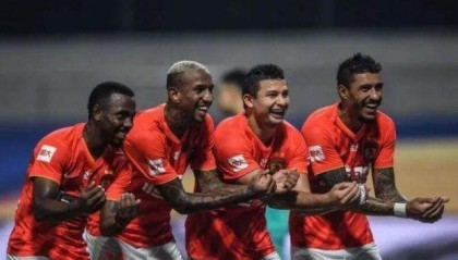 体育数据-13年17冠 广州队从凯泽斯劳滕神话走上降级之路